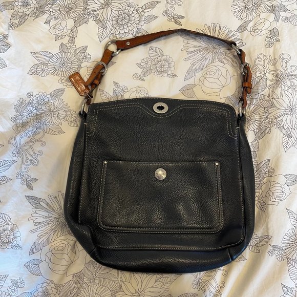 Coach Chelsea Black Soft Pebbled Leather Purse with Turn Lock - Model D06S-10132 - Picture 3 of 8